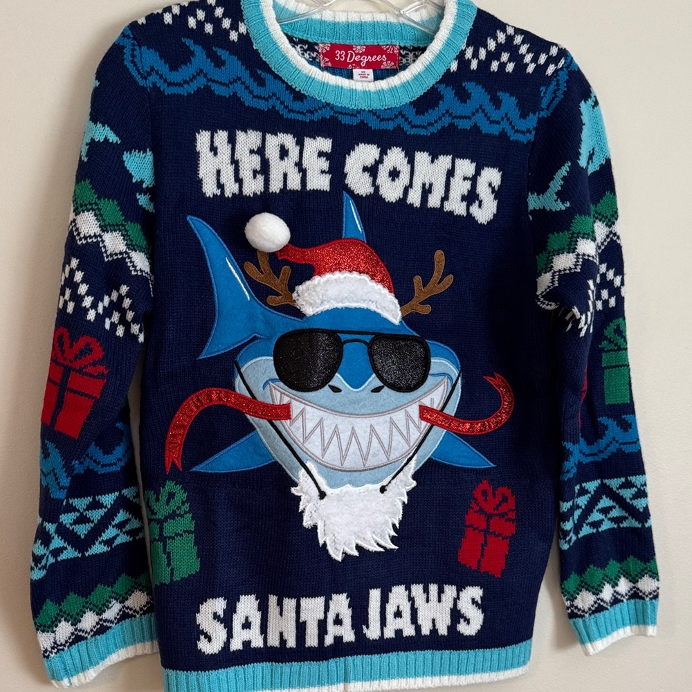 32 Degrees Boy’s Navy Shark Holiday Sweater Size M NWT